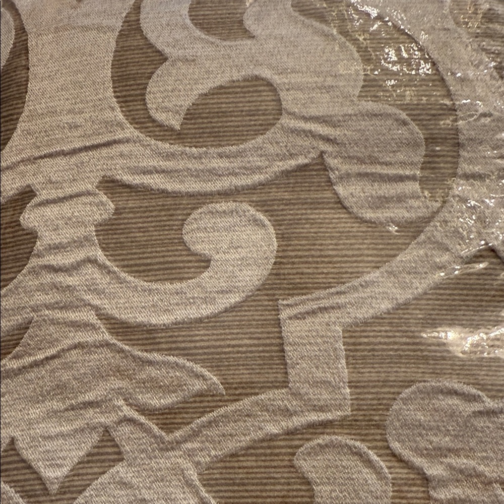 Madison Park silver grey Damask Shower Curtain - Picture 3 of 3